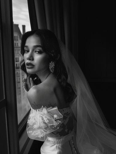 mobile - carousel-hero-element image-2