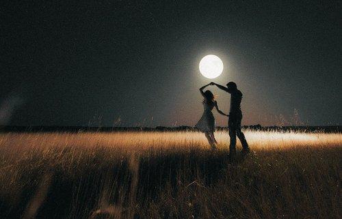 mobile - carousel-hero-element image-0